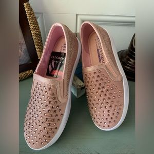NWOT GIRLS SKECHERS FASHION SLIP ON -BLING ROSE GOLD -SZ 1 HAVE TAG STILL
